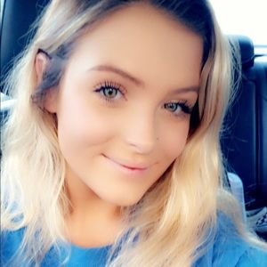 Meet your Posher, Bailey